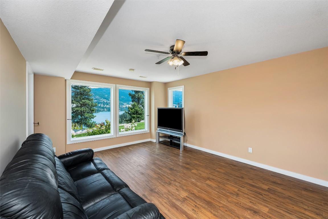 









16864


Gatzke

Road,
Oyama,




BC
V4V 2J1

