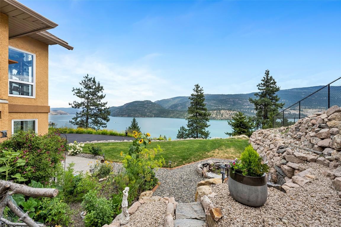 









16864


Gatzke

Road,
Oyama,




BC
V4V 2J1

