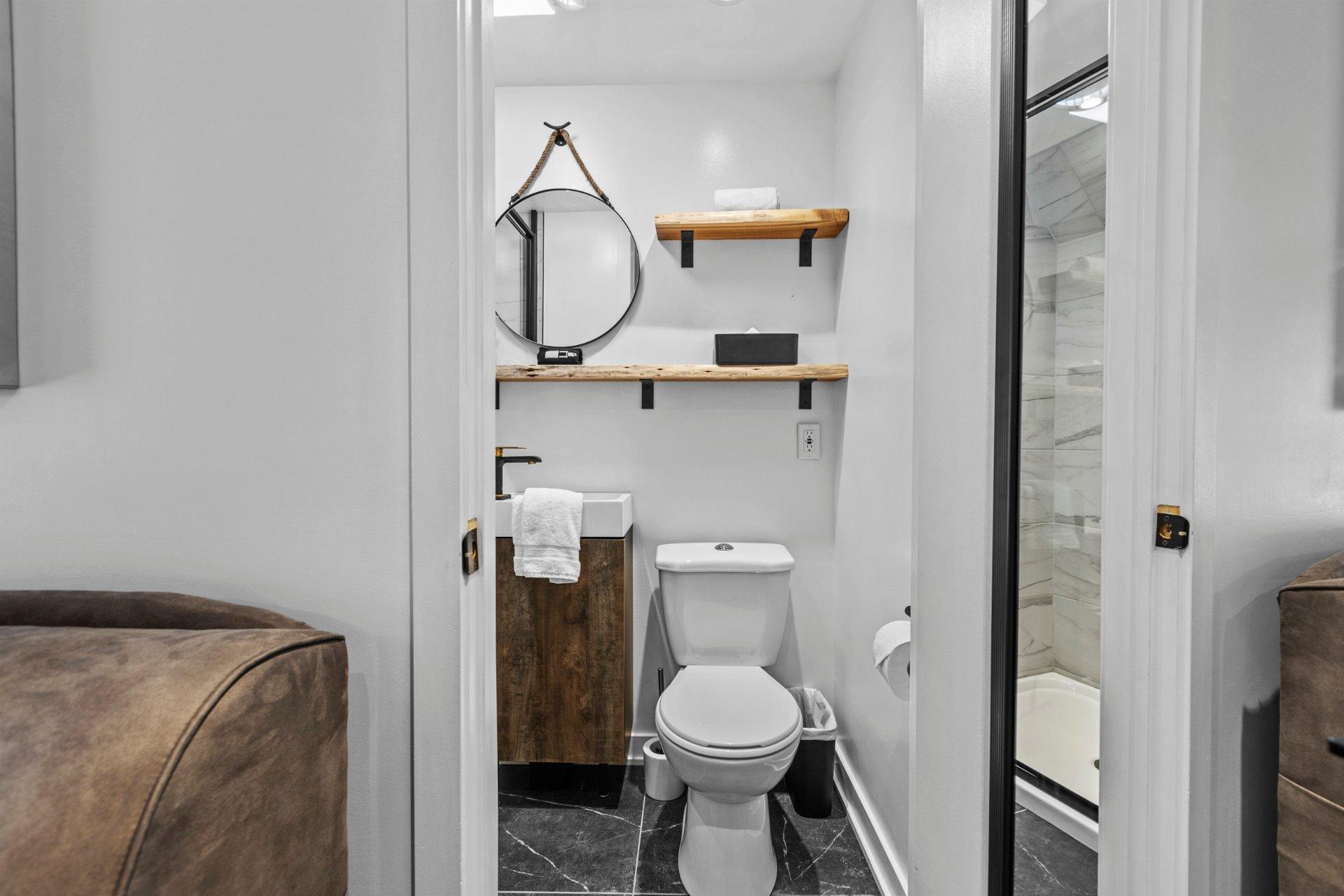 









712


Ch. de Ste-Anne-des-Lacs

,
Sainte-Anne-des-Lacs,




QC
J0R1B0

