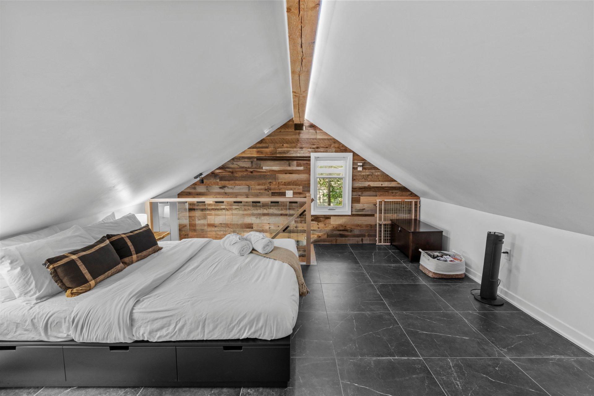 









712


Ch. de Ste-Anne-des-Lacs

,
Sainte-Anne-des-Lacs,




QC
J0R1B0

