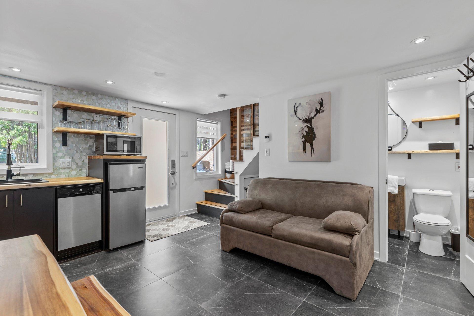 









712


Ch. de Ste-Anne-des-Lacs

,
Sainte-Anne-des-Lacs,




QC
J0R1B0

