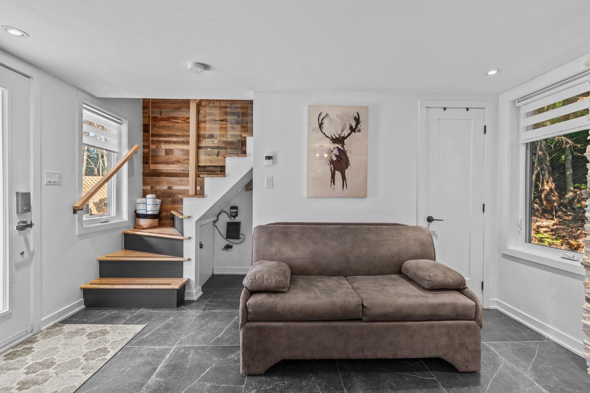 









712


Ch. de Ste-Anne-des-Lacs

,
Sainte-Anne-des-Lacs,




QC
J0R1B0

