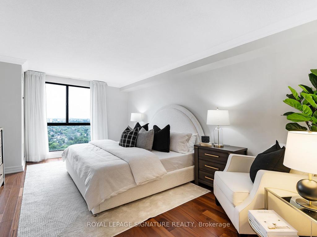 









3


Concorde

Place, 3003,
Toronto,




ON
M3C 3K6

