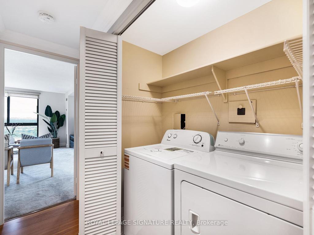 









3


Concorde

Place, 3003,
Toronto,




ON
M3C 3K6

