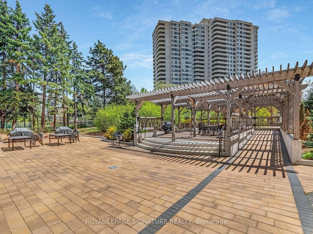 









3


Concorde

Place, 3003,
Toronto,




ON
M3C 3K6

