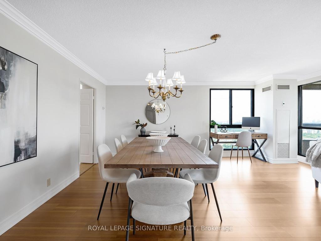 









3


Concorde

Place, 3003,
Toronto,




ON
M3C 3K6

