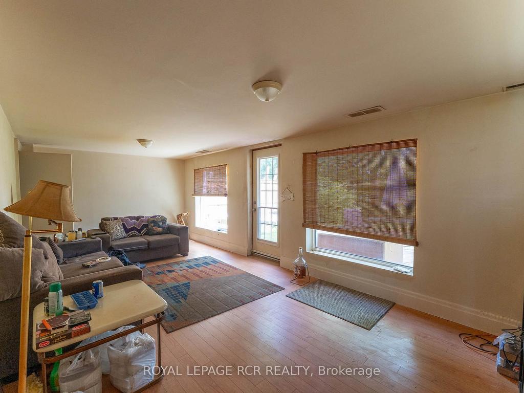 









9


Dunham

Crescent,
Aurora,




ON
L4G 2V3


