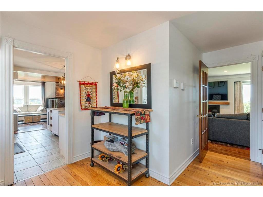 









32


Vale Crest

DR,
Saint John,




NB
E2M 4B7

