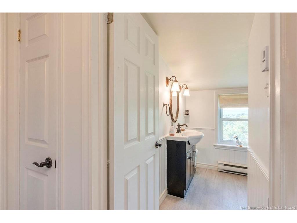 









32


Vale Crest

DR,
Saint John,




NB
E2M 4B7


