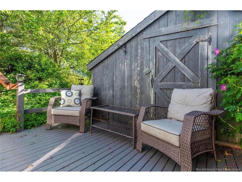 









32


Vale Crest

DR,
Saint John,




NB
E2M 4B7

