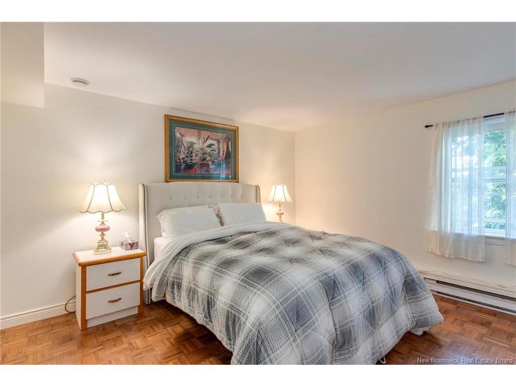 









32


Vale Crest

DR,
Saint John,




NB
E2M 4B7


