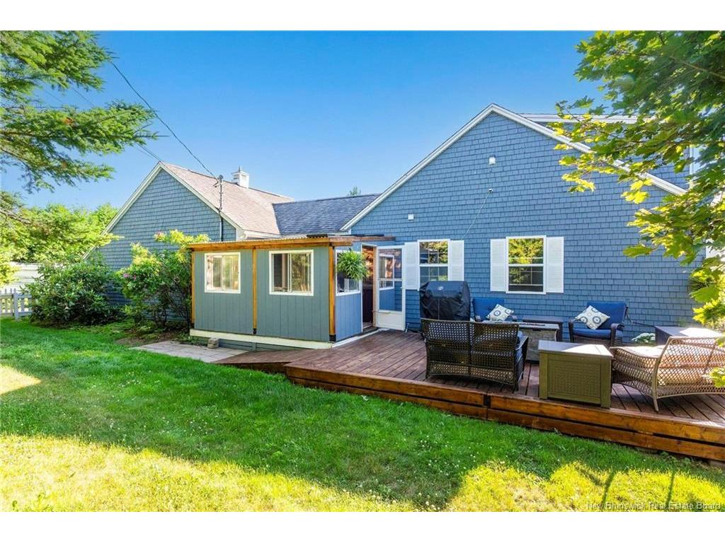 









32


Vale Crest

DR,
Saint John,




NB
E2M 4B7


