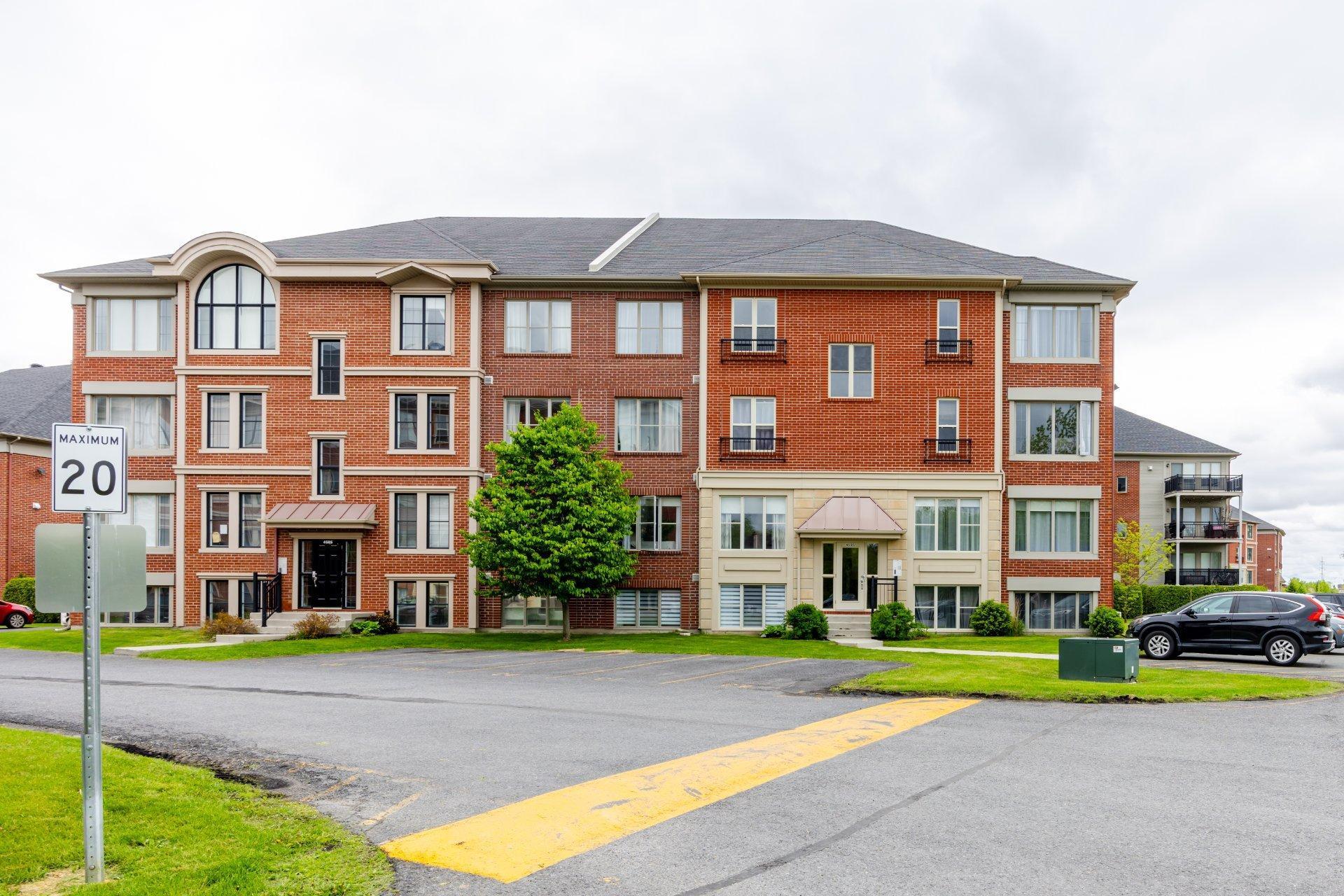 









4595


Ch. des Prairies

, 3,
Brossard,




QC
J4Y0E5

