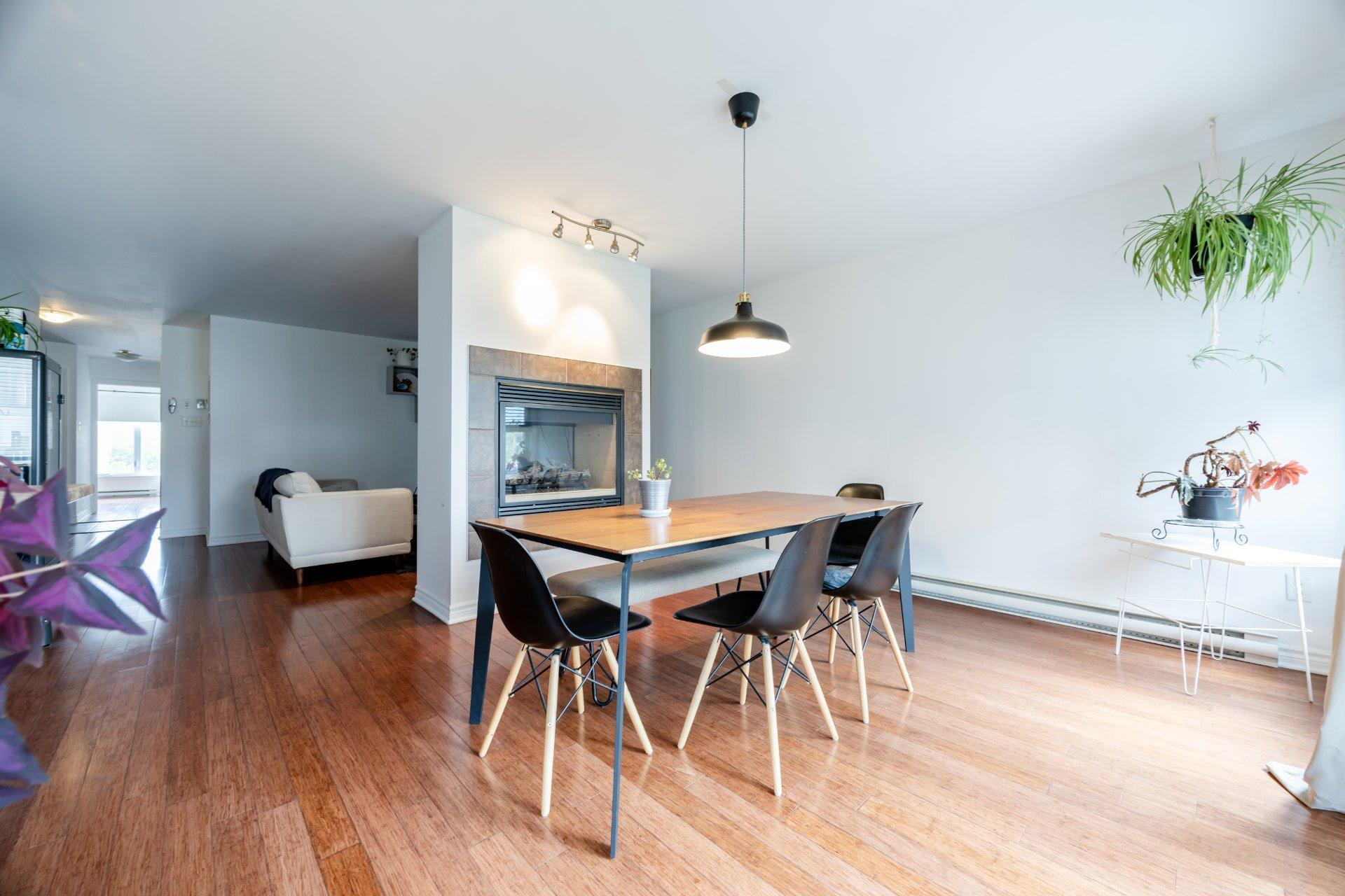 









4595


Ch. des Prairies

, 3,
Brossard,




QC
J4Y0E5

