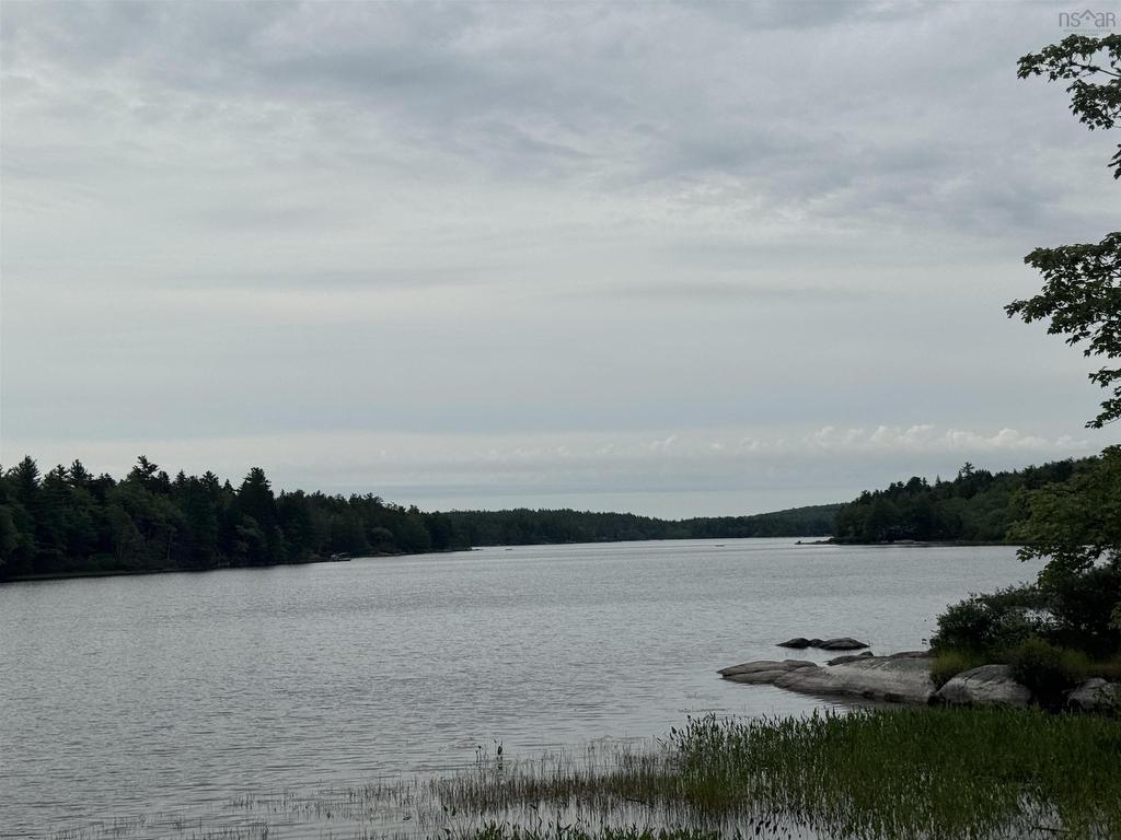 












126 Middle Lake South Road

,
Vaughan,







NS
B0N 2T0

