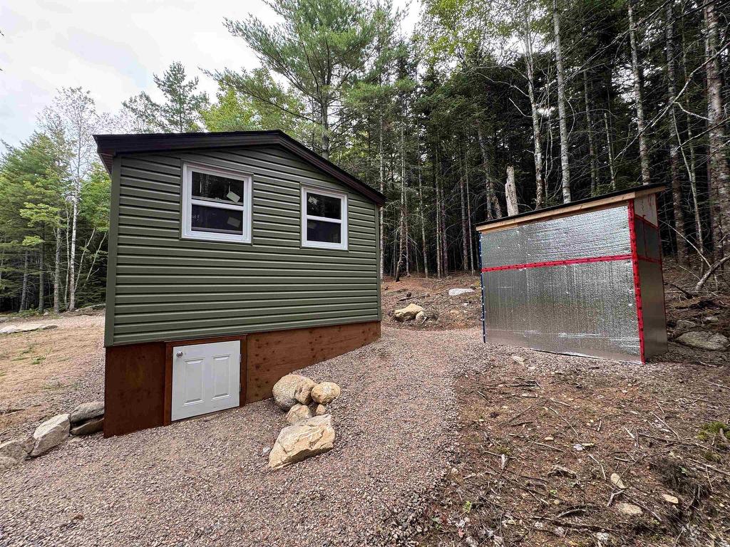 












126 Middle Lake South Road

,
Vaughan,







NS
B0N 2T0

