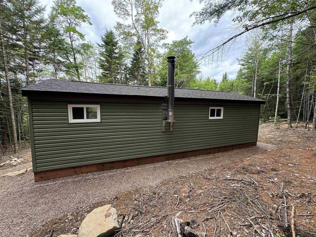 












126 Middle Lake South Road

,
Vaughan,







NS
B0N 2T0

