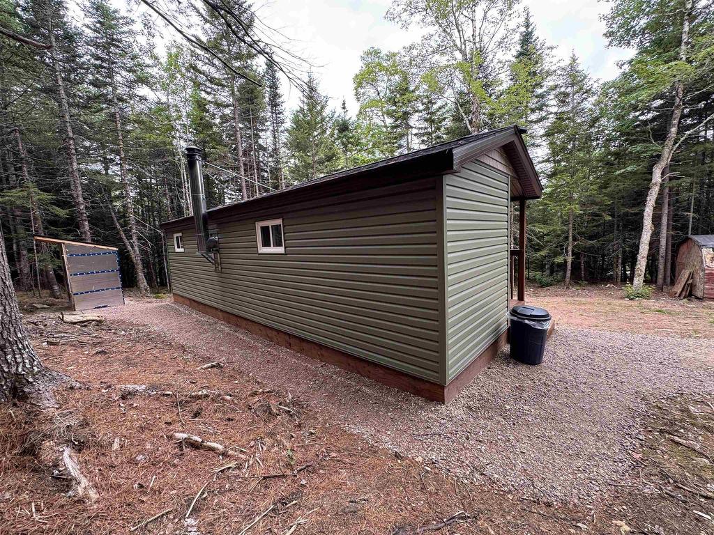 












126 Middle Lake South Road

,
Vaughan,







NS
B0N 2T0

