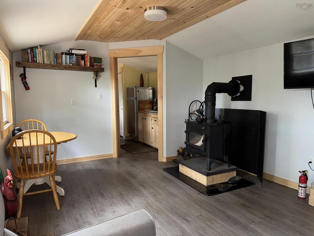 












126 Middle Lake South Road

,
Vaughan,







NS
B0N 2T0

