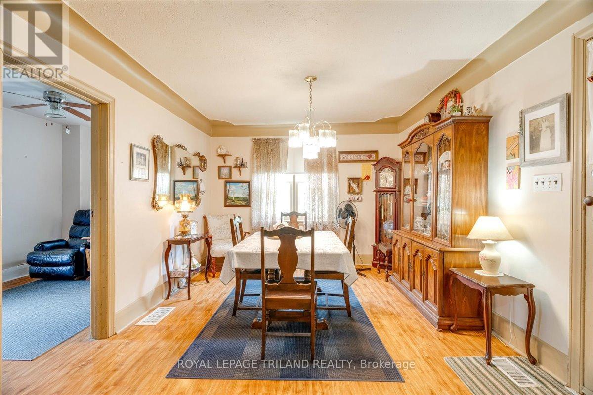 












21 ELGIN STREET

,
Southwest Middlesex (Appin),




Ontario
N0L1A0


