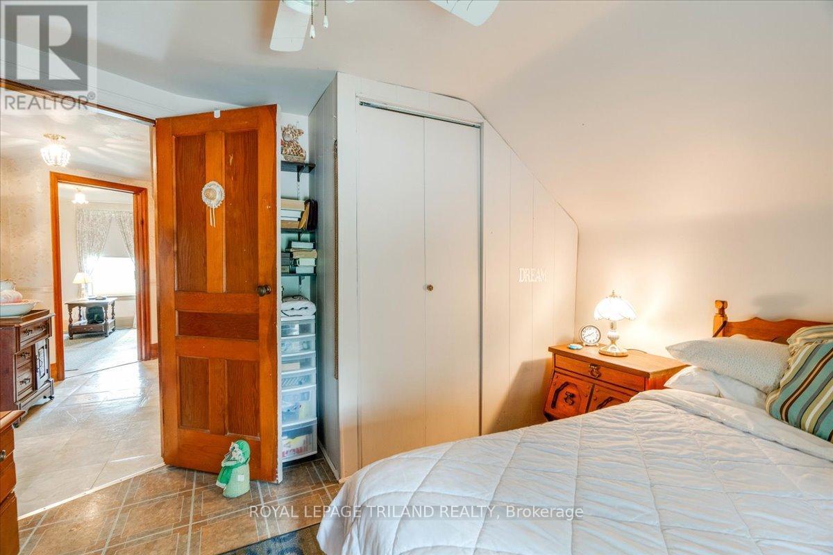 












21 ELGIN STREET

,
Southwest Middlesex (Appin),




Ontario
N0L1A0


