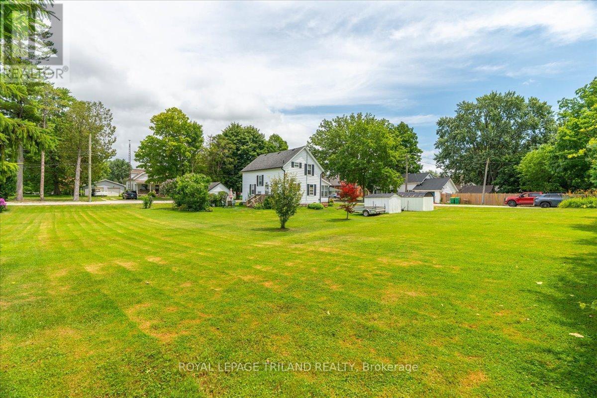 












21 ELGIN STREET

,
Southwest Middlesex (Appin),




Ontario
N0L1A0

