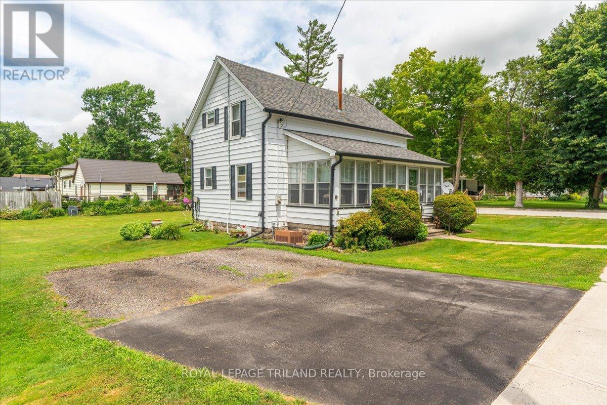 












21 ELGIN STREET

,
Southwest Middlesex (Appin),




Ontario
N0L1A0

