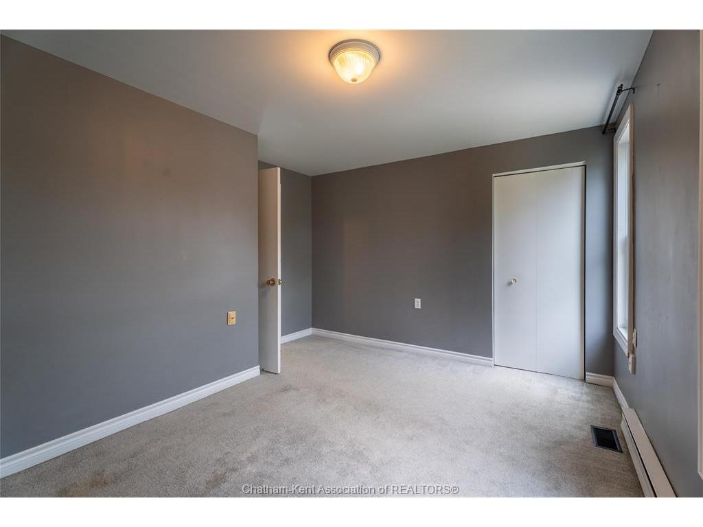 









253


St Clair

Street,
Chatham,




ON
N7L 3J8

