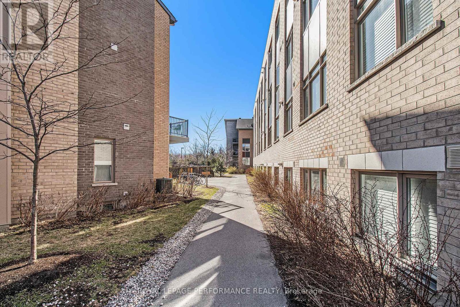 












L02 - 315 TERRAVITA

,
Ottawa,




Ontario
K1V2S1

