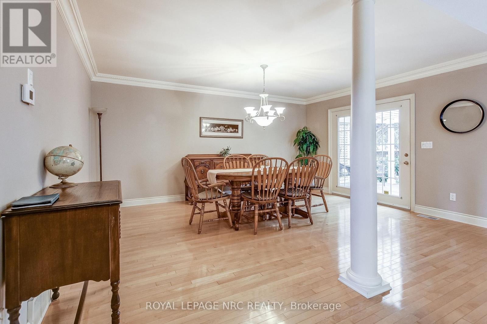 












37 FRONTIER DRIVE

,
Niagara-on-the-Lake (Virgil),




Ontario
L0S1J0


