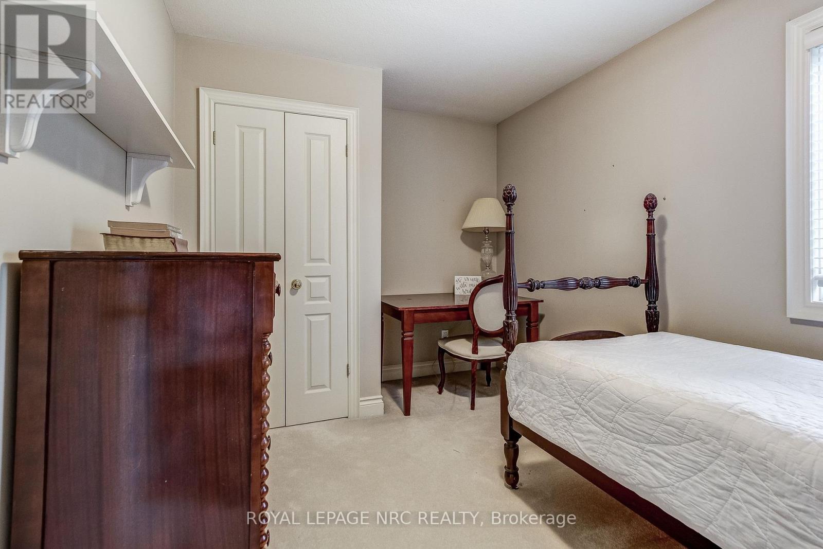 












37 FRONTIER DRIVE

,
Niagara-on-the-Lake (Virgil),




Ontario
L0S1J0

