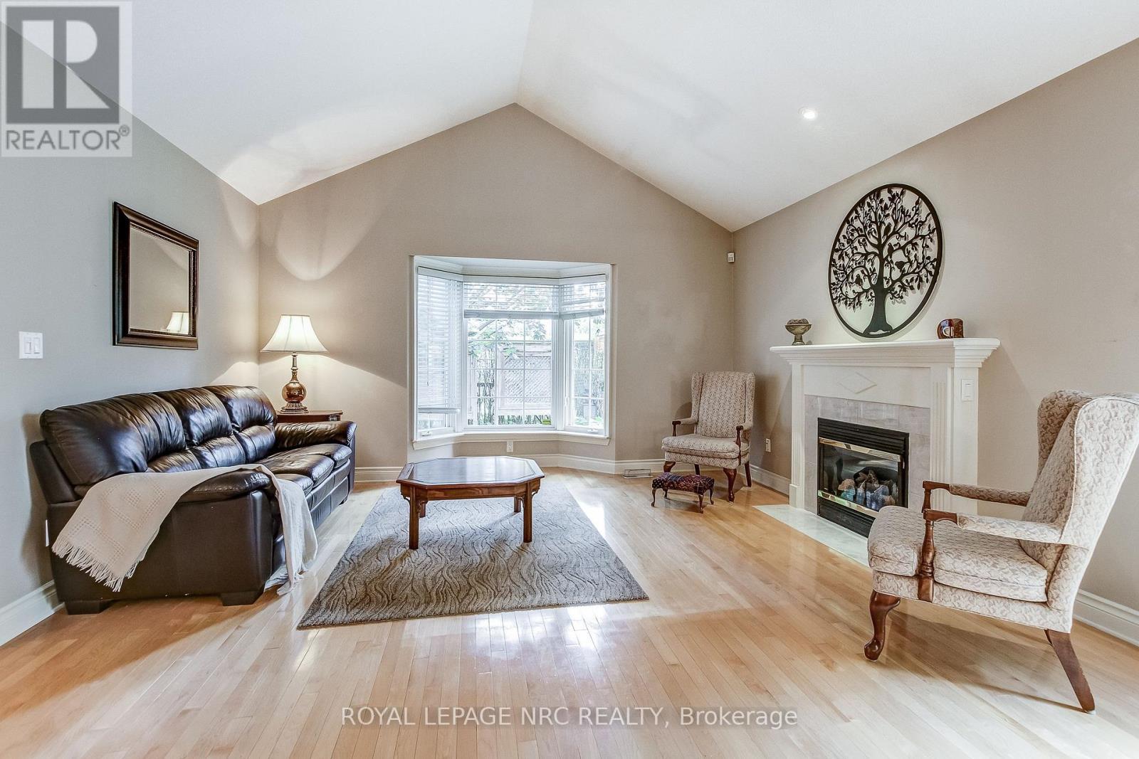












37 FRONTIER DRIVE

,
Niagara-on-the-Lake (Virgil),




Ontario
L0S1J0

