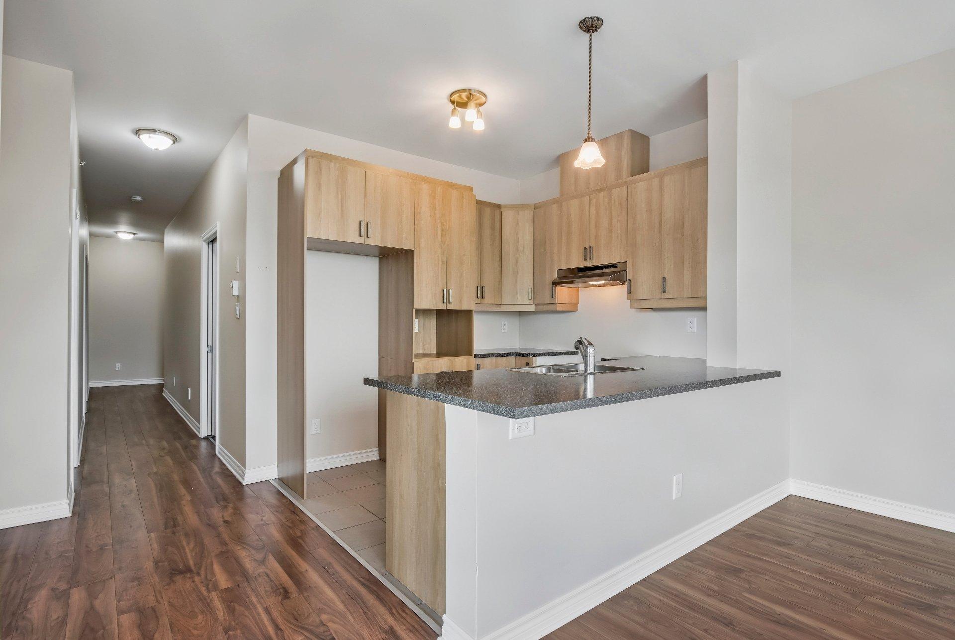 









100


Rue Cartier

, 312,
Saint-Lambert,




QC
J4R0A3

