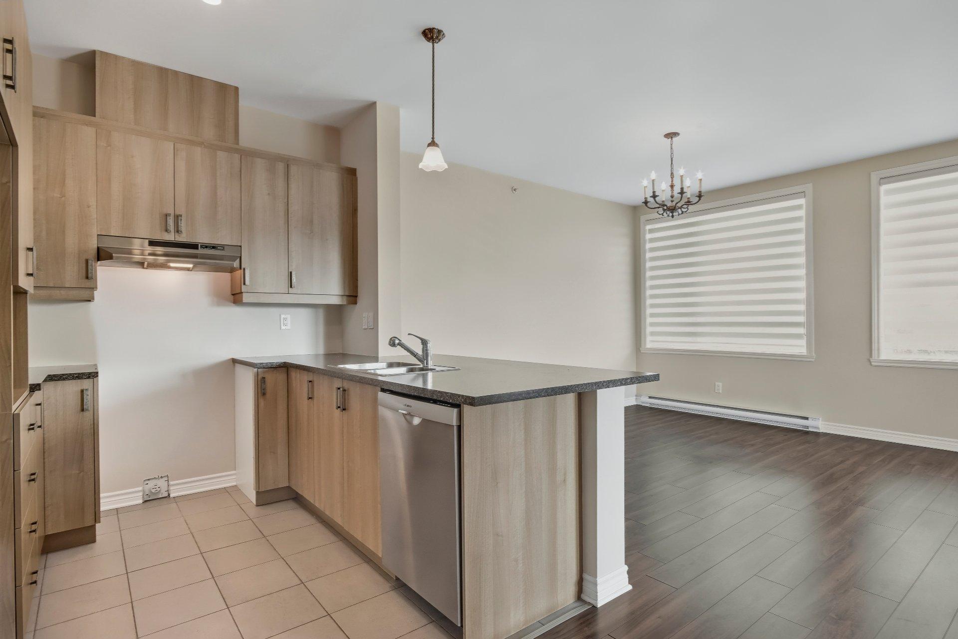 









100


Rue Cartier

, 312,
Saint-Lambert,




QC
J4R0A3

