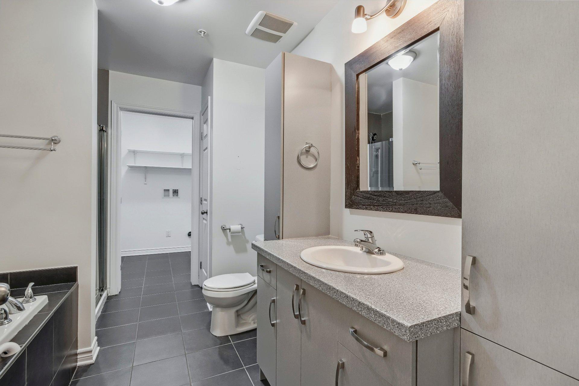 









100


Rue Cartier

, 312,
Saint-Lambert,




QC
J4R0A3


