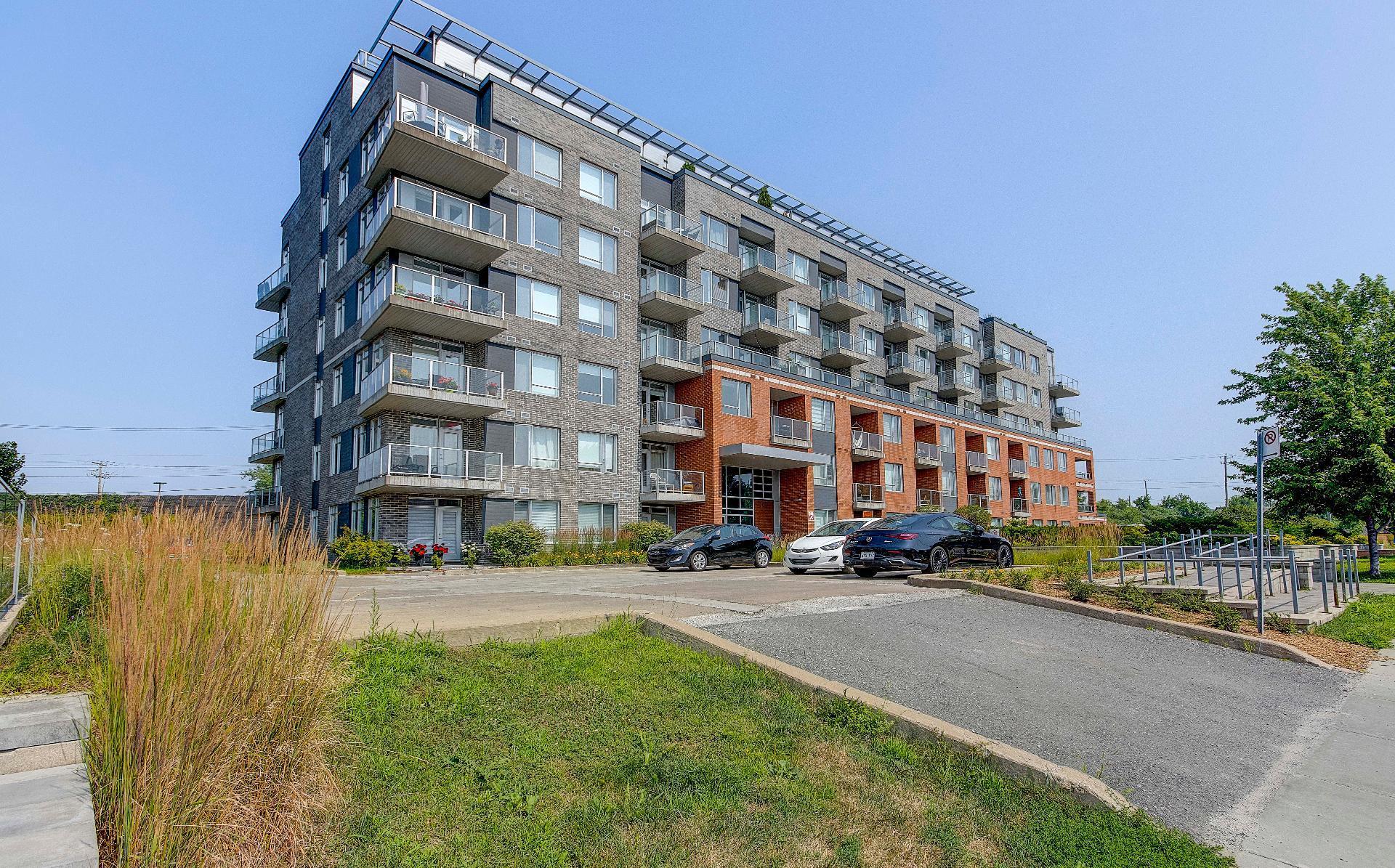 









100


Rue Cartier

, 312,
Saint-Lambert,




QC
J4R0A3

