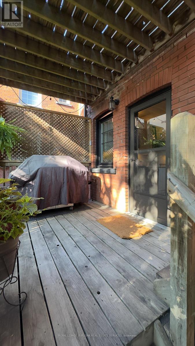 












150 CAROLINE STREET S

,
Hamilton,




Ontario
L8P3K9

