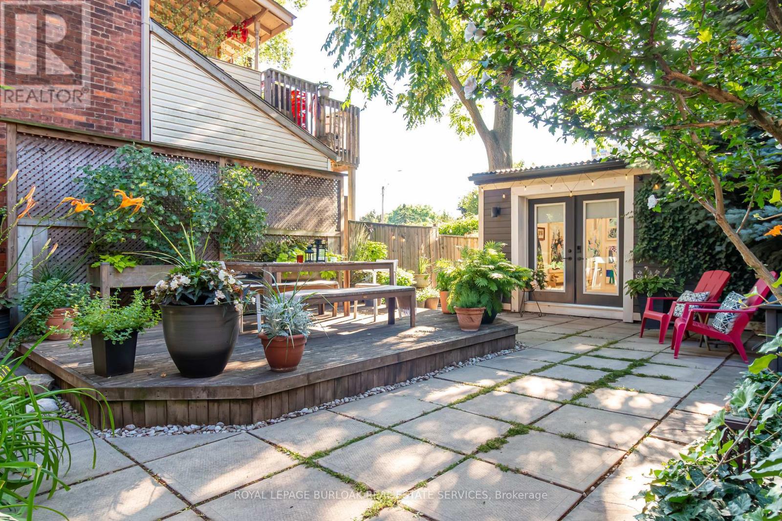 












150 CAROLINE STREET S

,
Hamilton,




Ontario
L8P3K9

