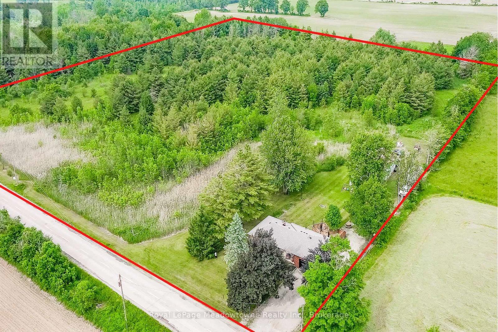 












986 WESTOVER ROAD

,
Hamilton,




Ontario
N0B1L0

