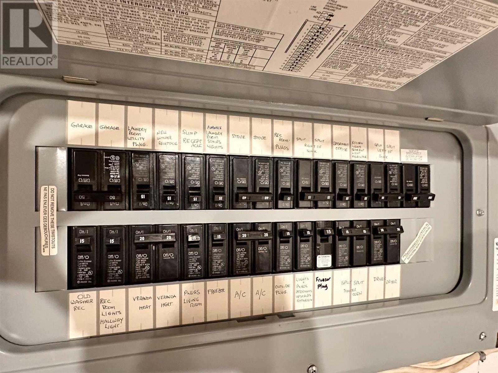 












76 Mississauga AVE

,
Elliot Lake,




Ontario
P5A2K5

