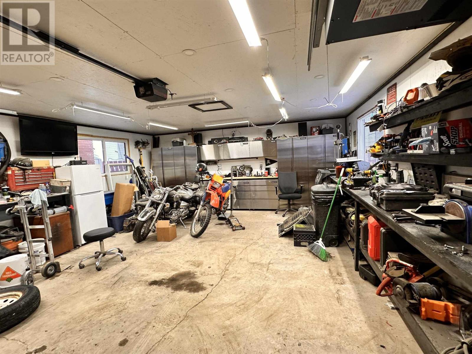 












76 Mississauga AVE

,
Elliot Lake,




Ontario
P5A2K5

