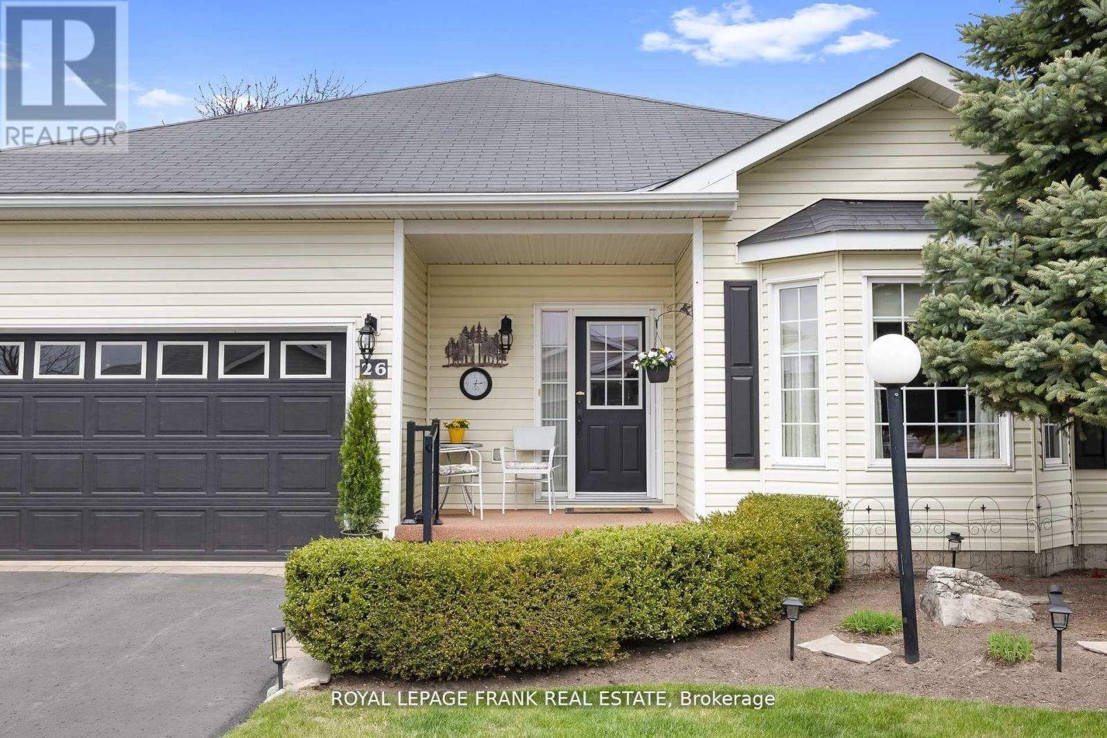 












26 KISSINGBRIDGE LANE

,
Clarington (Newcastle),




Ontario
L1B0B2

