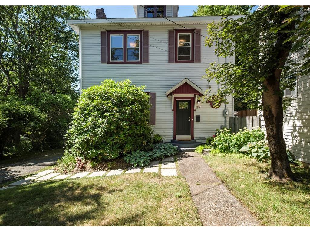 









29


Patrick

Street,
St.John's,




NL
A1E 2S5

