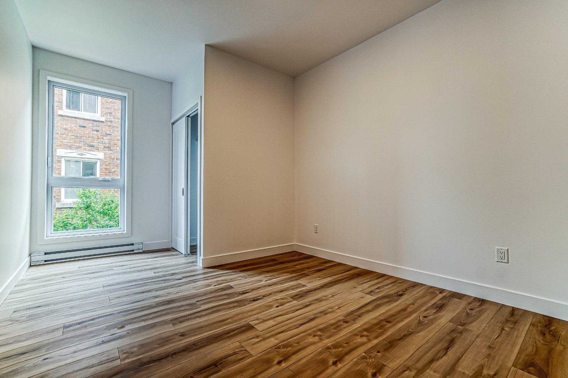 









10


Rue Vaudry

, B,
Sainte-Thérèse,




QC
J7E3B8


