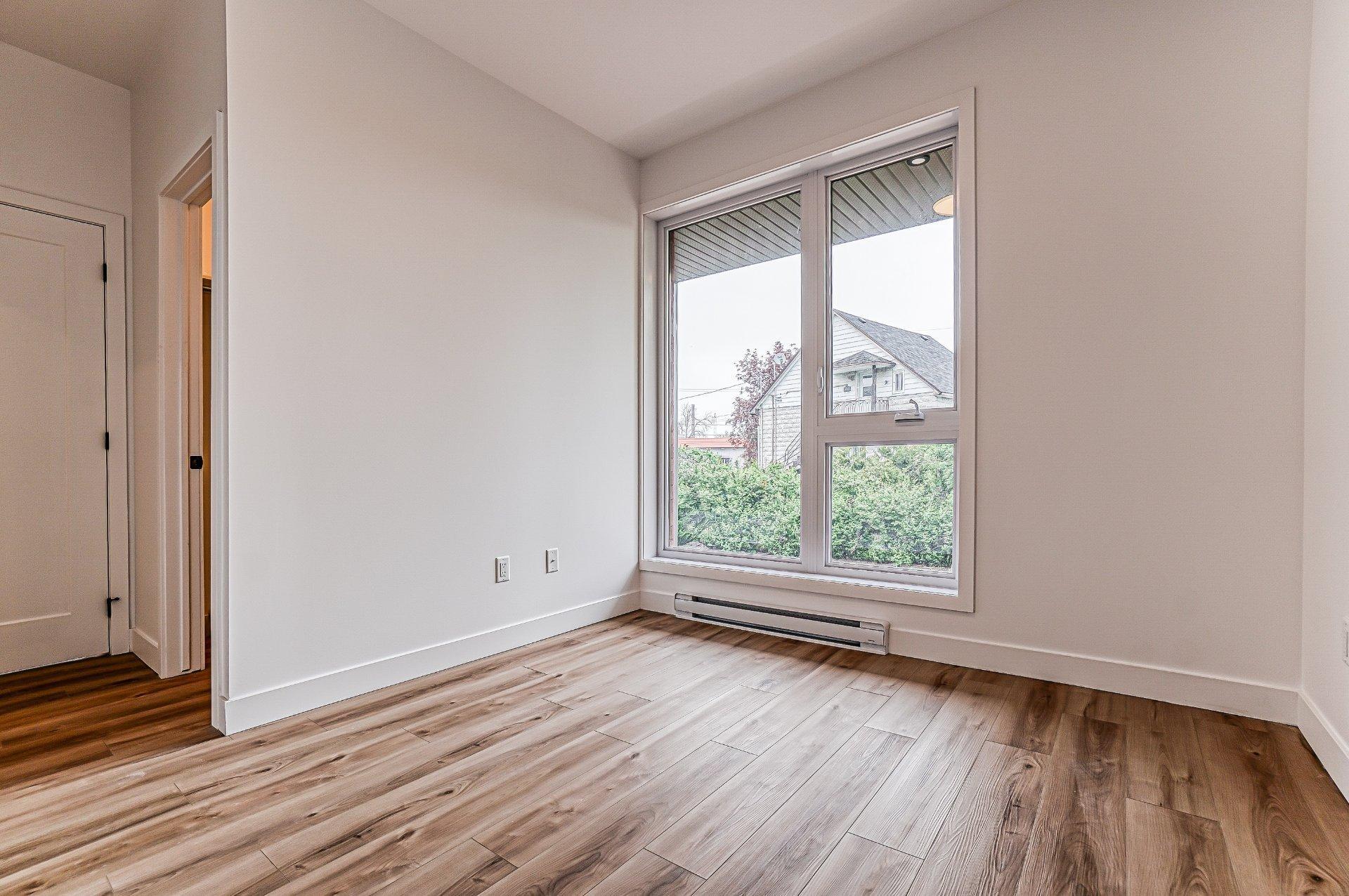 









10


Rue Vaudry

, B,
Sainte-Thérèse,




QC
J7E3B8

