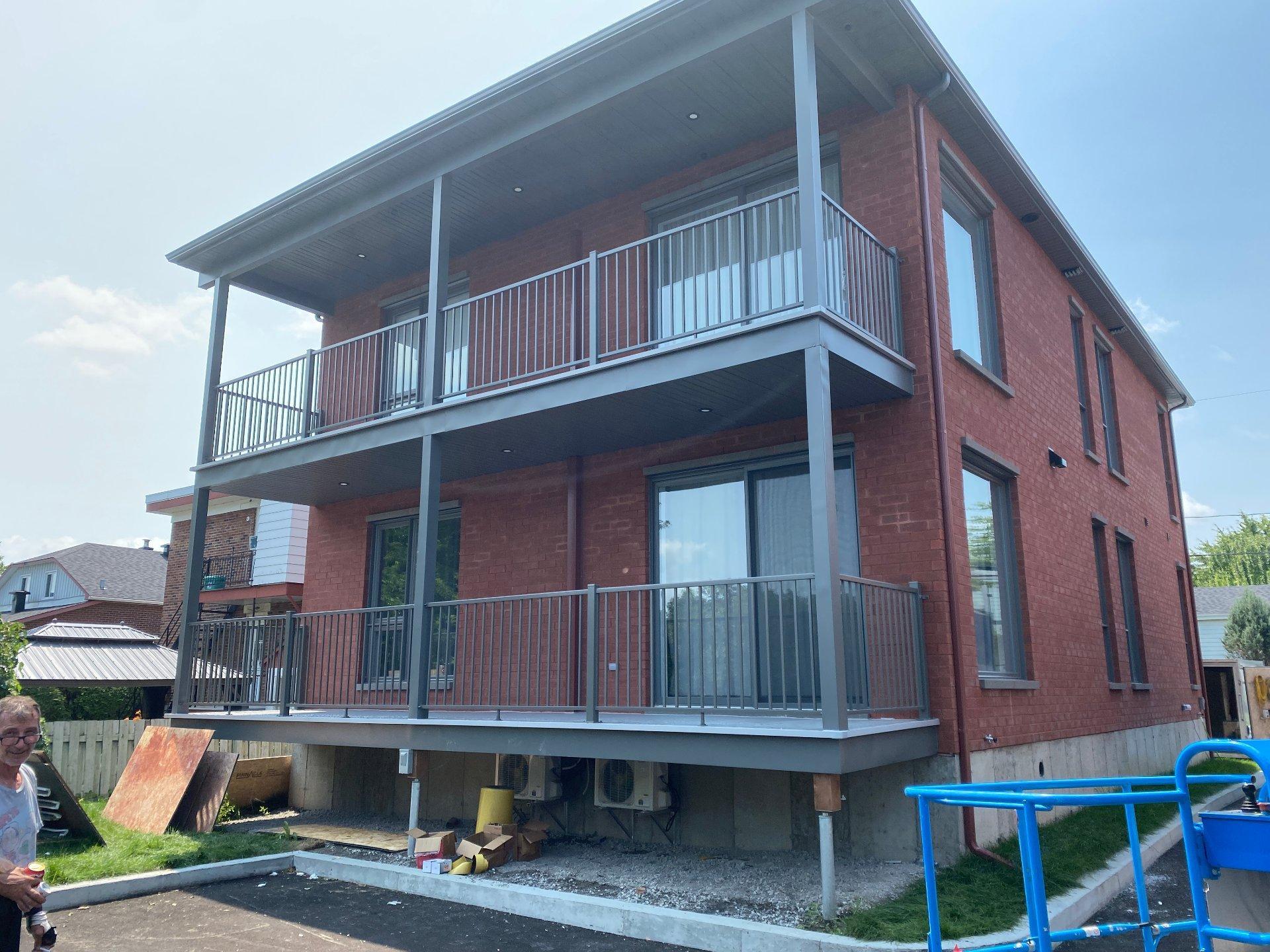 









10


Rue Vaudry

, B,
Sainte-Thérèse,




QC
J7E3B8

