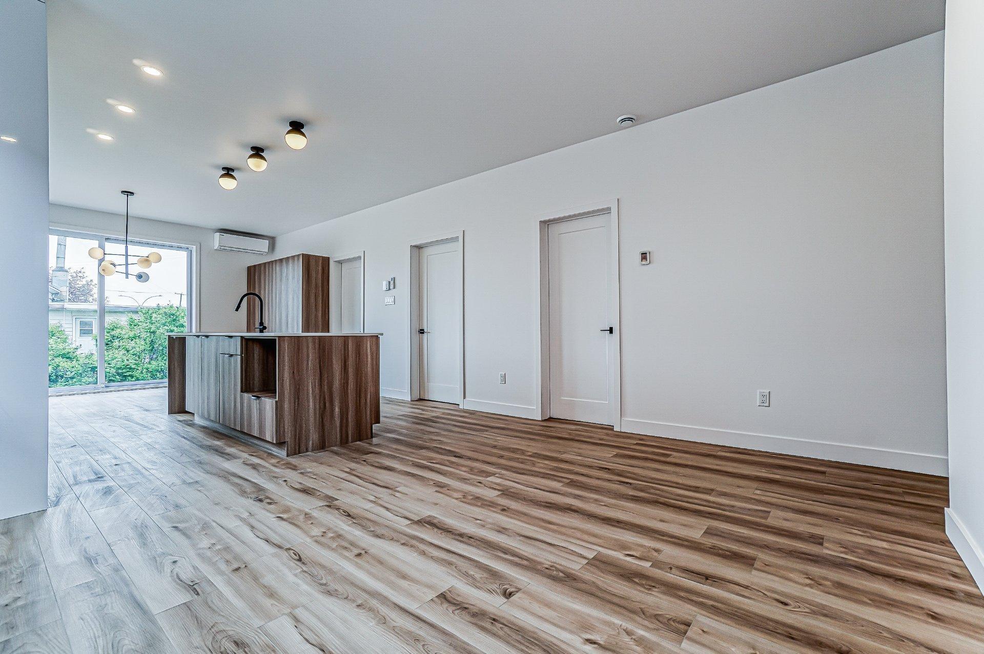 









10


Rue Vaudry

, B,
Sainte-Thérèse,




QC
J7E3B8

