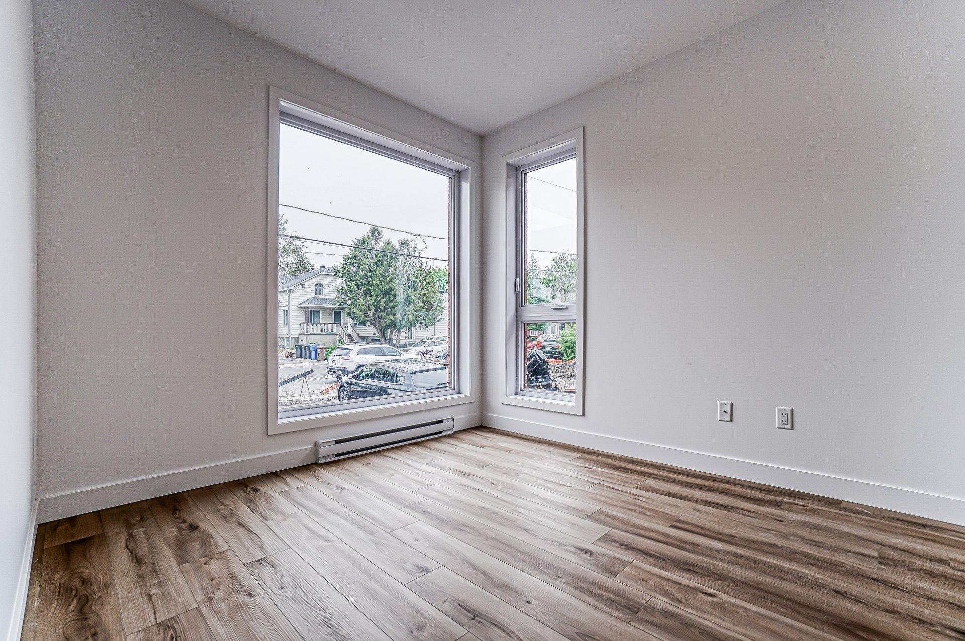 









10


Rue Vaudry

, B,
Sainte-Thérèse,




QC
J7E3B8

