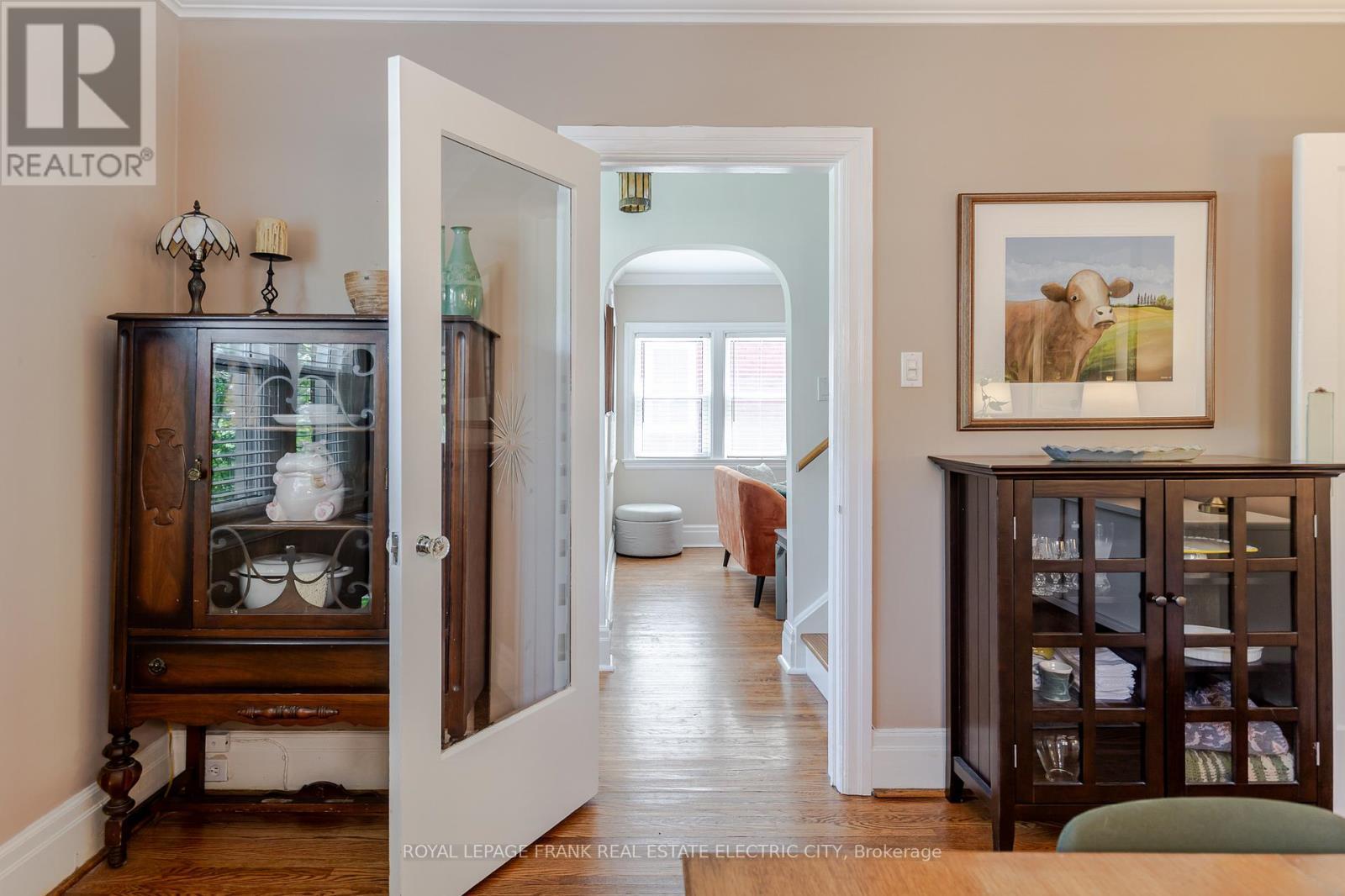 












1307 MONAGHAN ROAD

,
Peterborough Central (Old West End),




Ontario
K9J5L9

