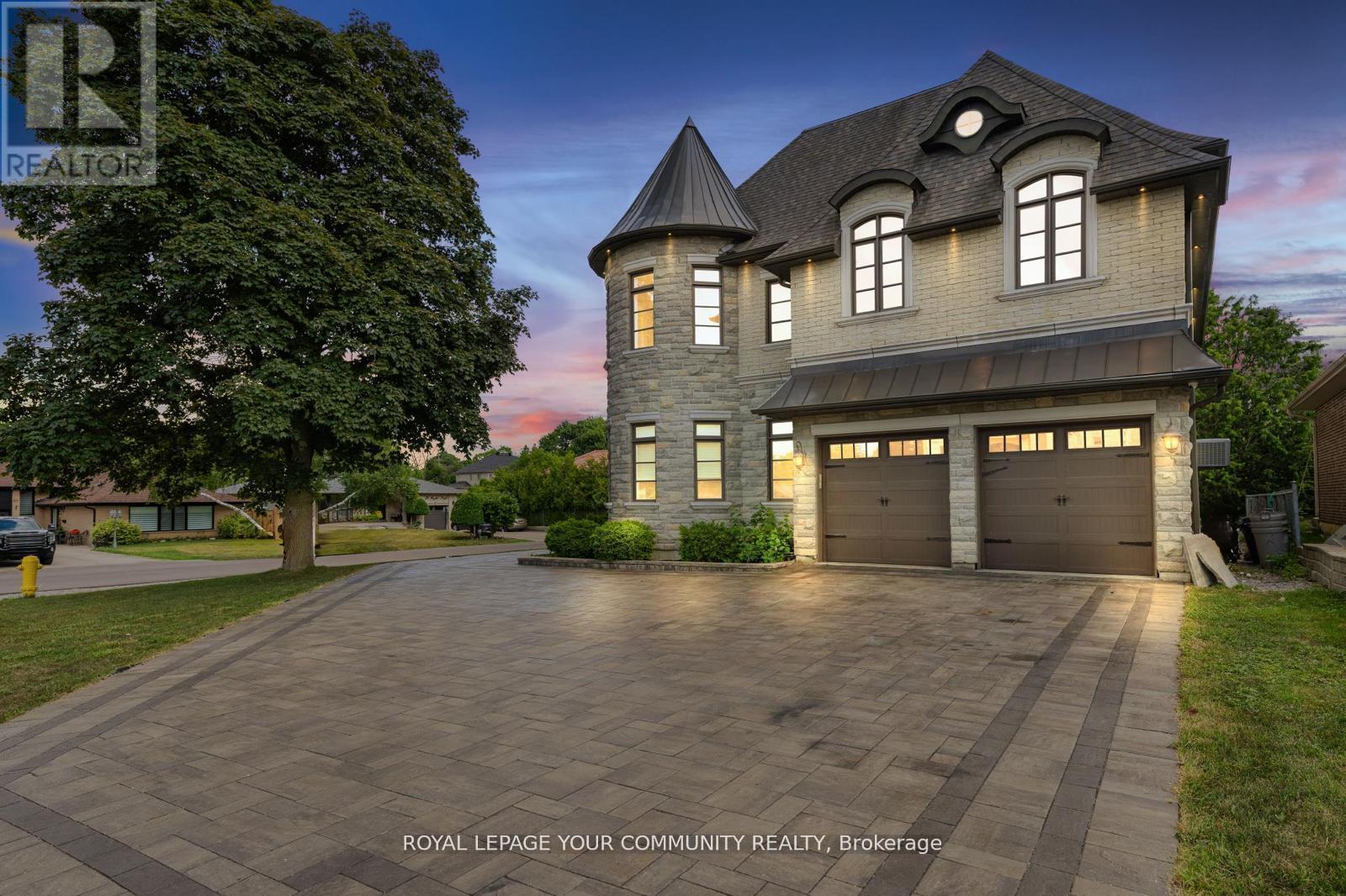 












1 LANCER DRIVE

,
Vaughan,




Ontario
L6A1E4

